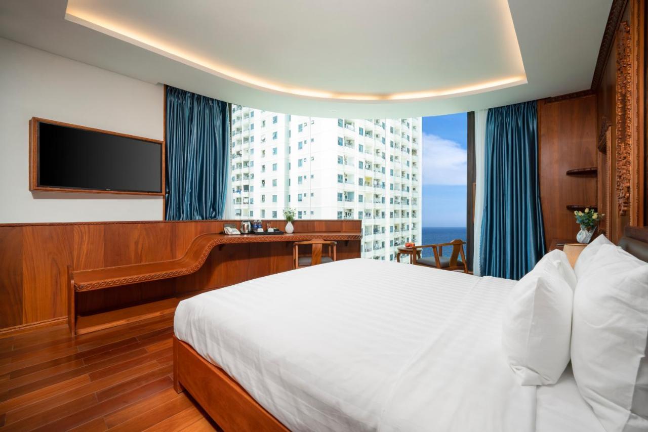 Monalisa Luxury Hotel Da Nang Zewnętrze zdjęcie